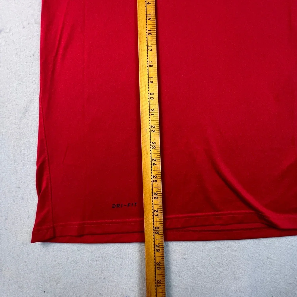 Nike Dri-FIT Training Shirt Mens Large Red Short Sleeve Swoosh Athletic Gym Tee